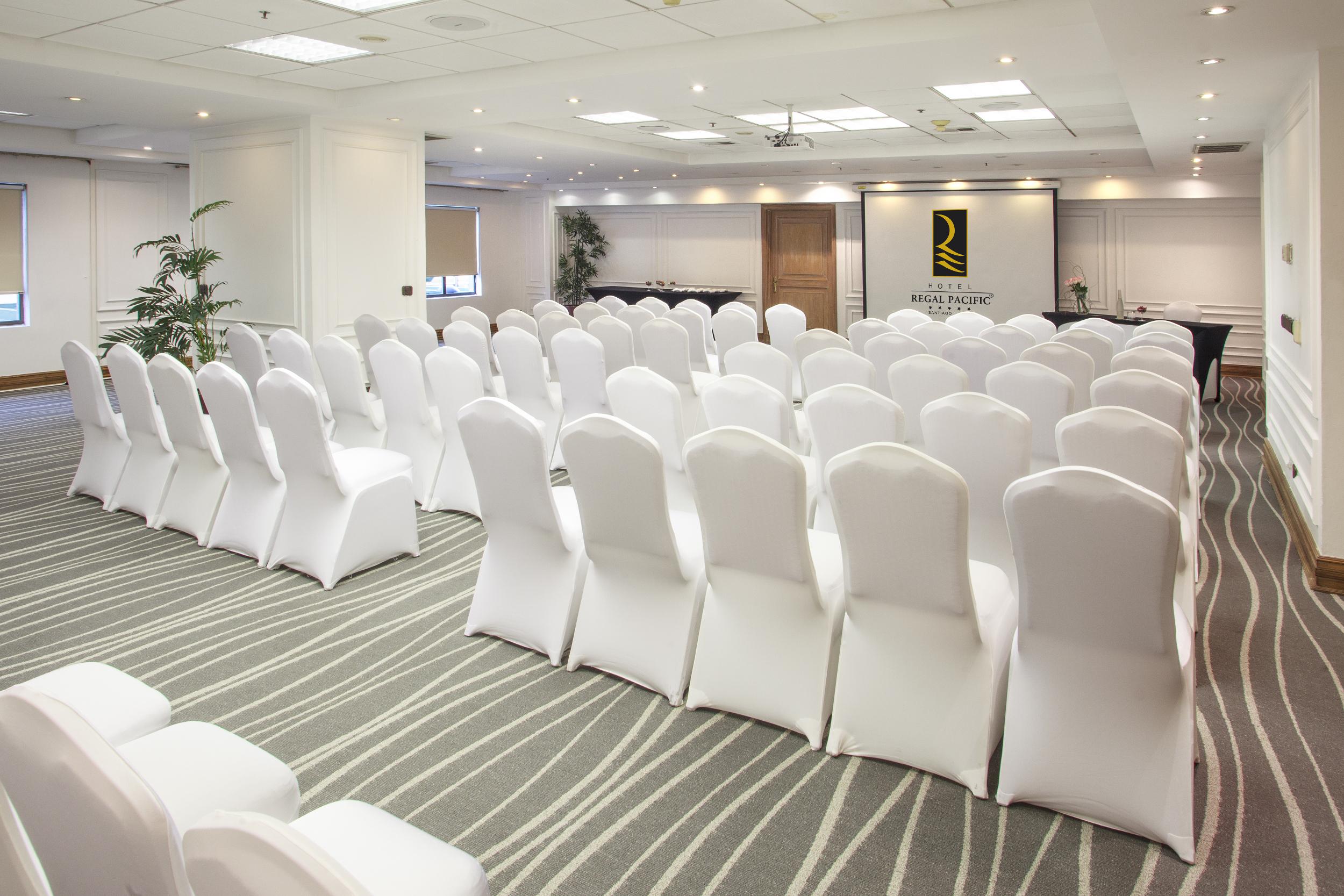 Hotel Regal Pacific ซานติอาโก ภายนอก รูปภาพ The Westin Meeting Room