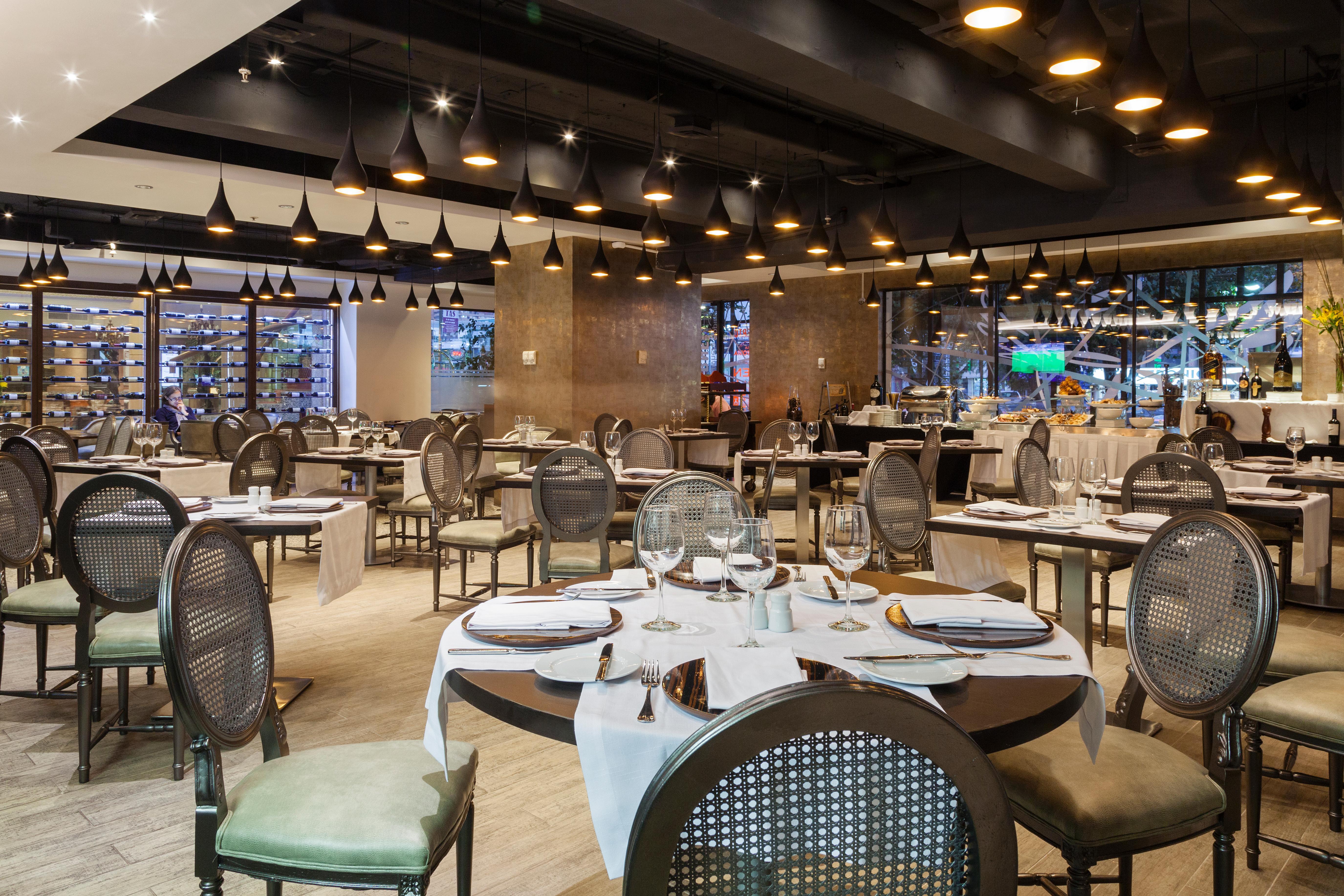 Hotel Regal Pacific ซานติอาโก ภายนอก รูปภาพ Restaurant in the hotel