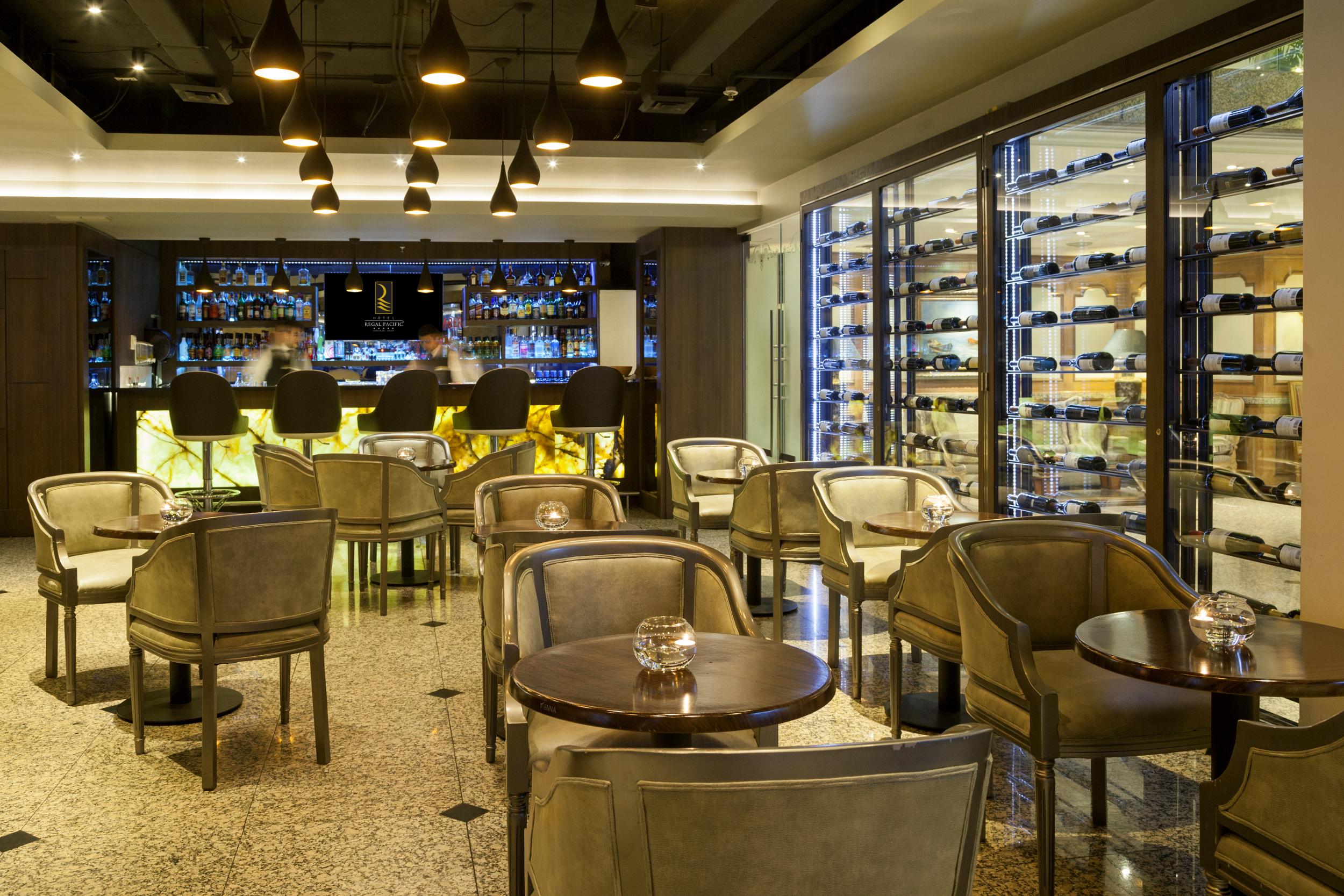 Hotel Regal Pacific ซานติอาโก ภายนอก รูปภาพ The Wine Bar